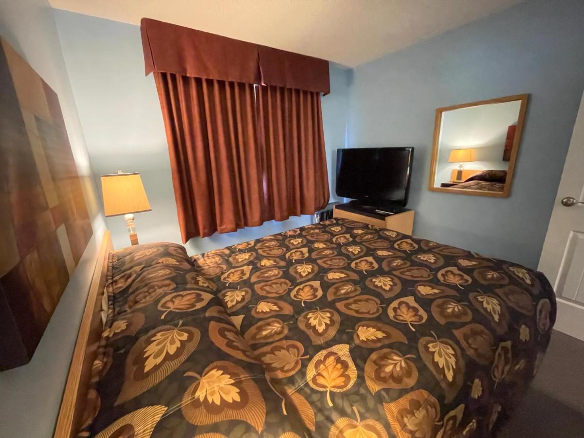Dockside Motel 2*